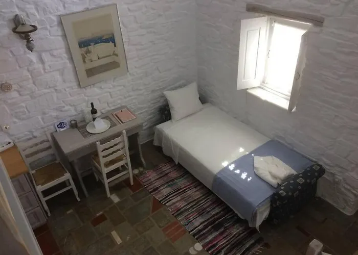 بيت للعطل In Drios, Paros Island, Greece.